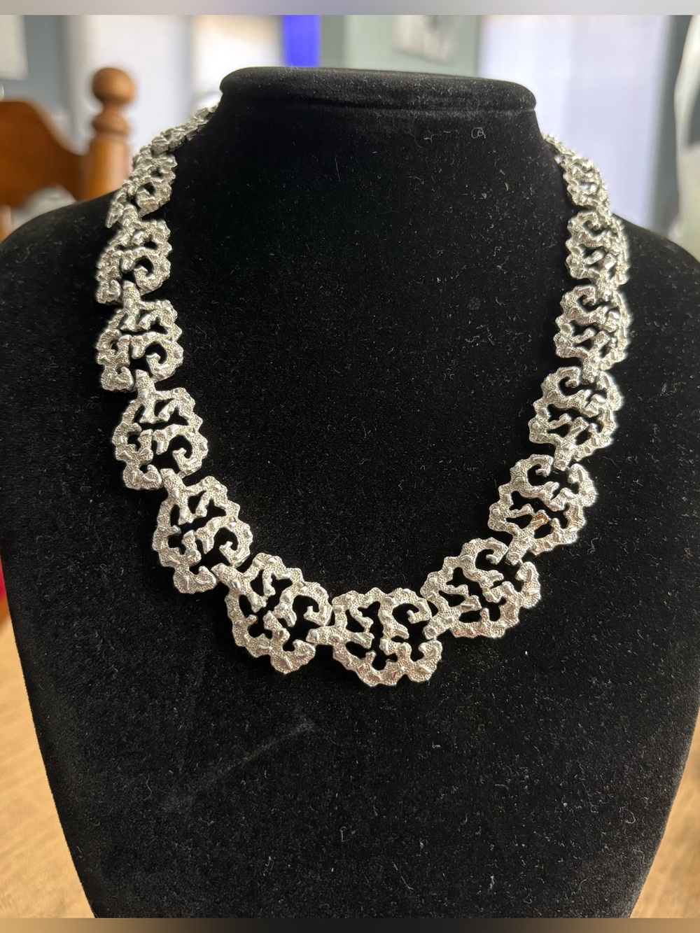 Vintage Crown Trifari Silver Tone Statement Necklace
